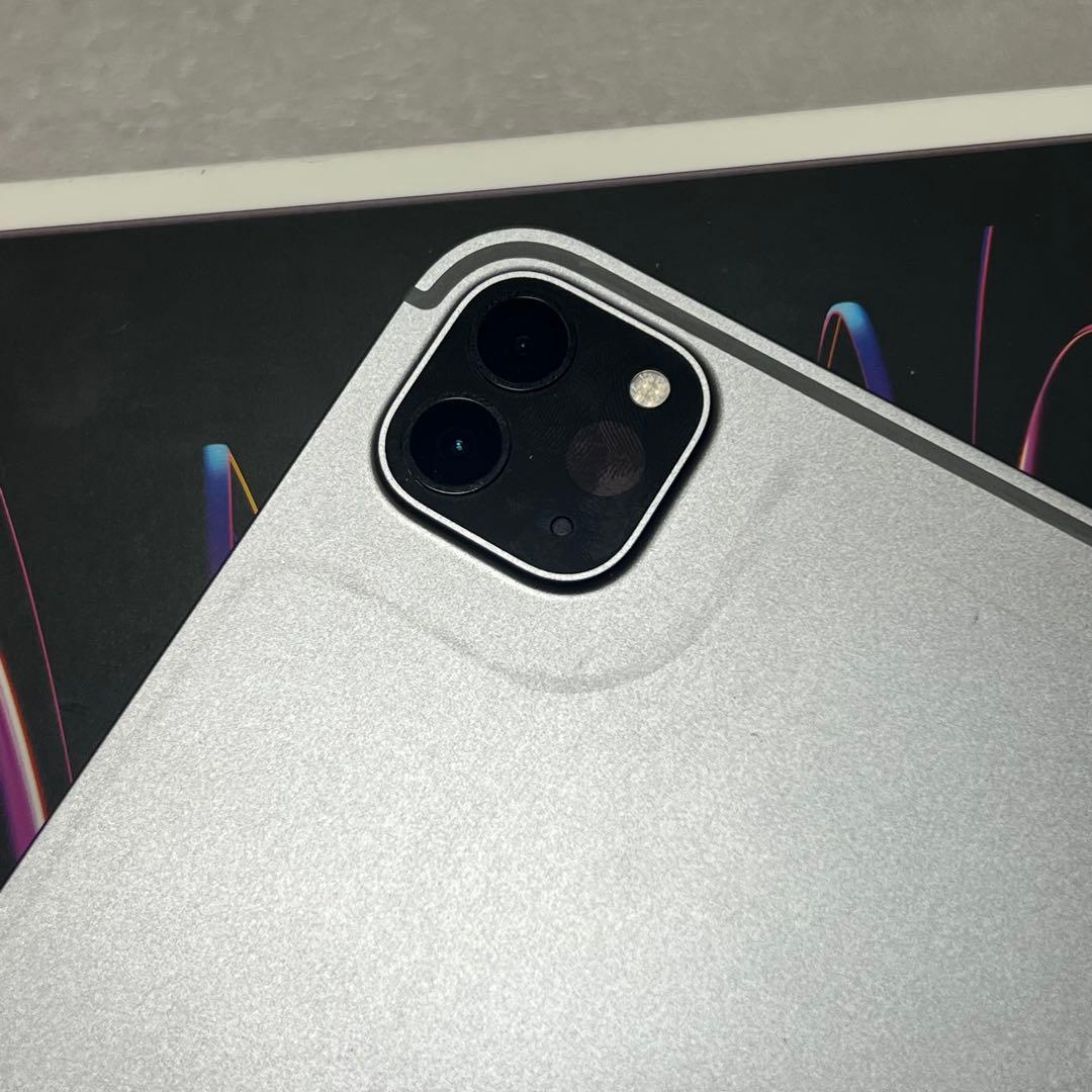 12.9インチ iPad Pro(第6世代)Wi-Fi+Cellular 2TB