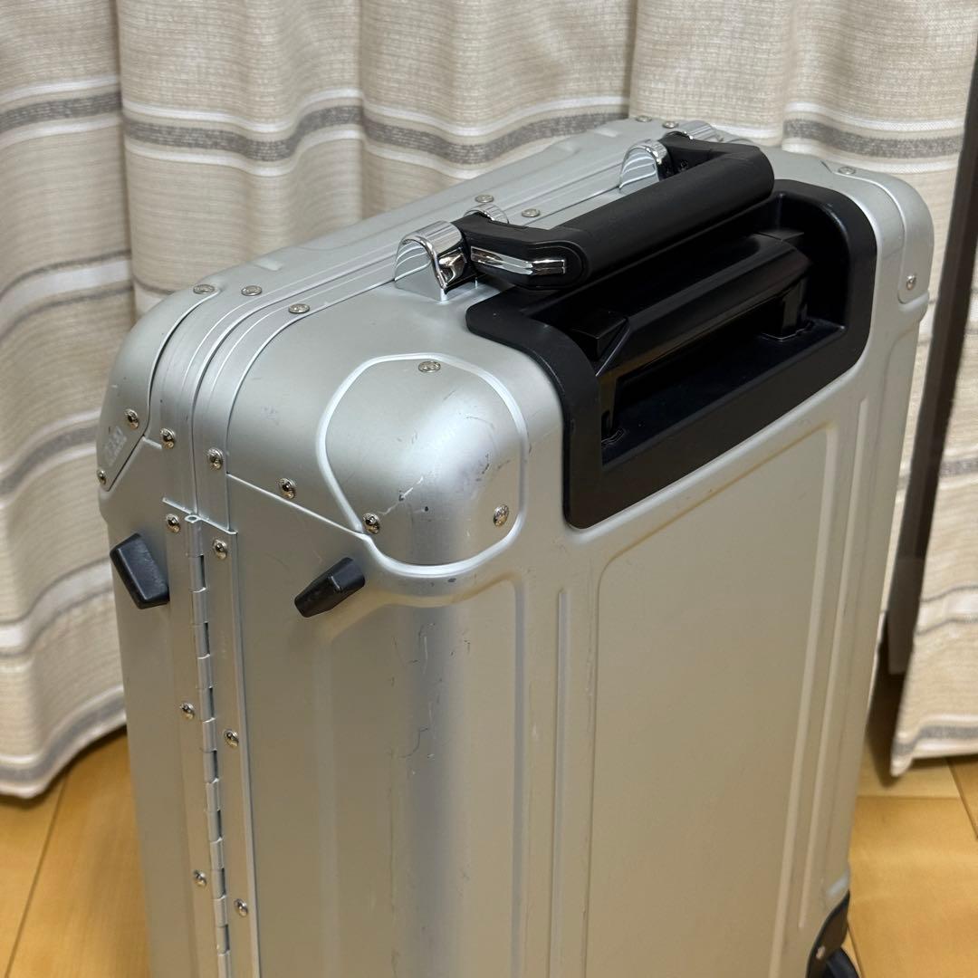 ゼロハリバートン　機内持ち込み　アルミ　2輪　ZR-Geo キャリーケース