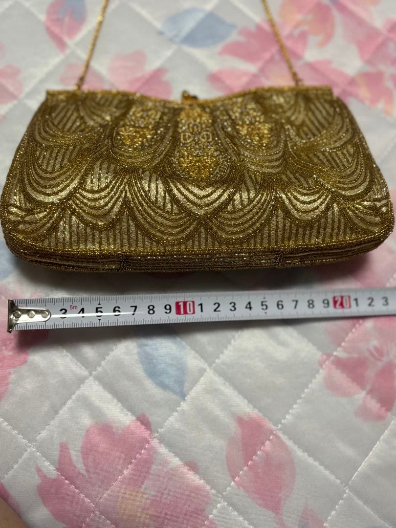 ビーズ刺繍 ゴールド クラッチバッグ