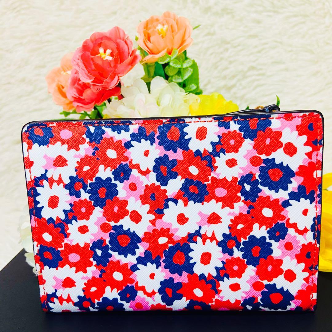 新品✨MICHAEL KORS✨マイケルコース✨花柄✨財布✨レディース✨二つ折り