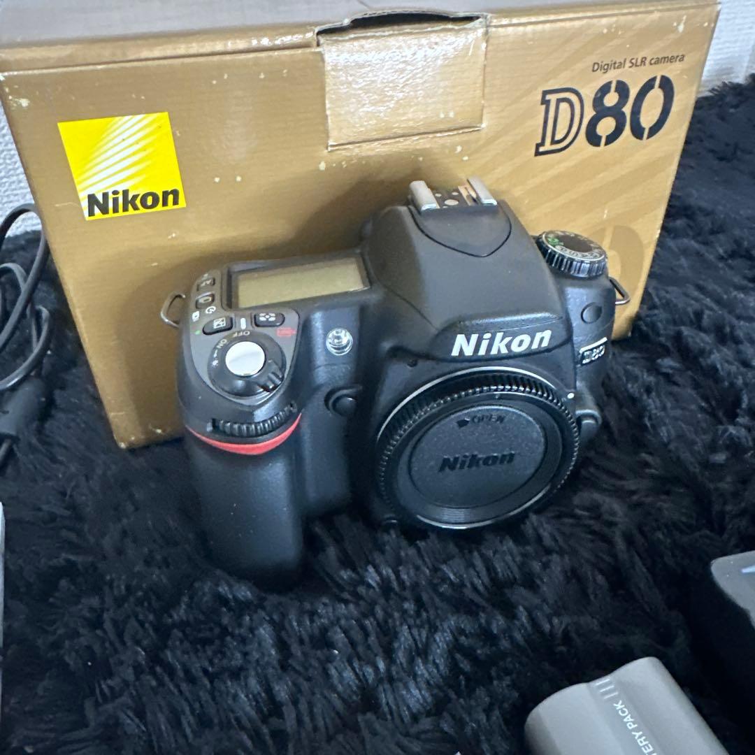 Nikon D80 デジタル一眼カメラ 付属品多数 箱付き
