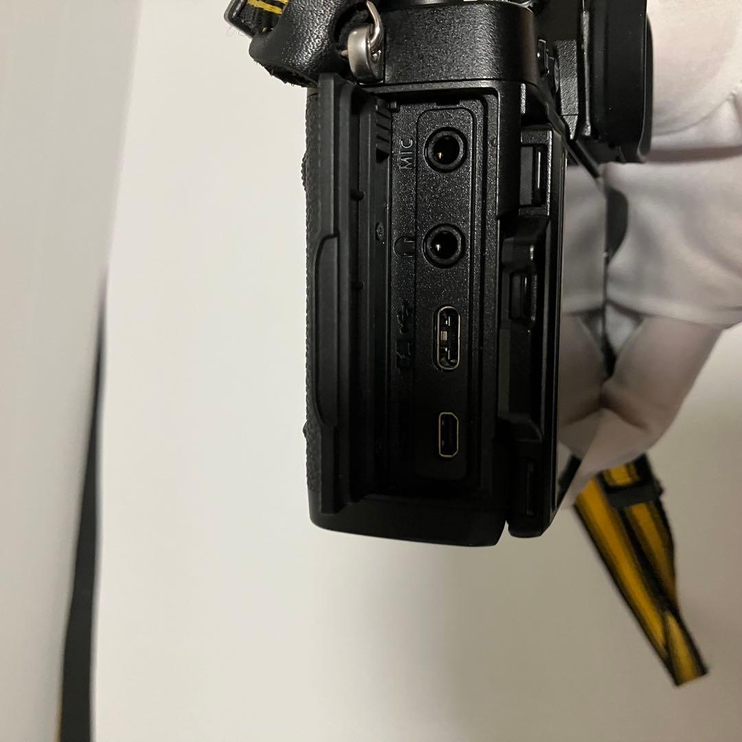 フジフィルム　Fujifilm X-T3 本体 充電器・microSD付き