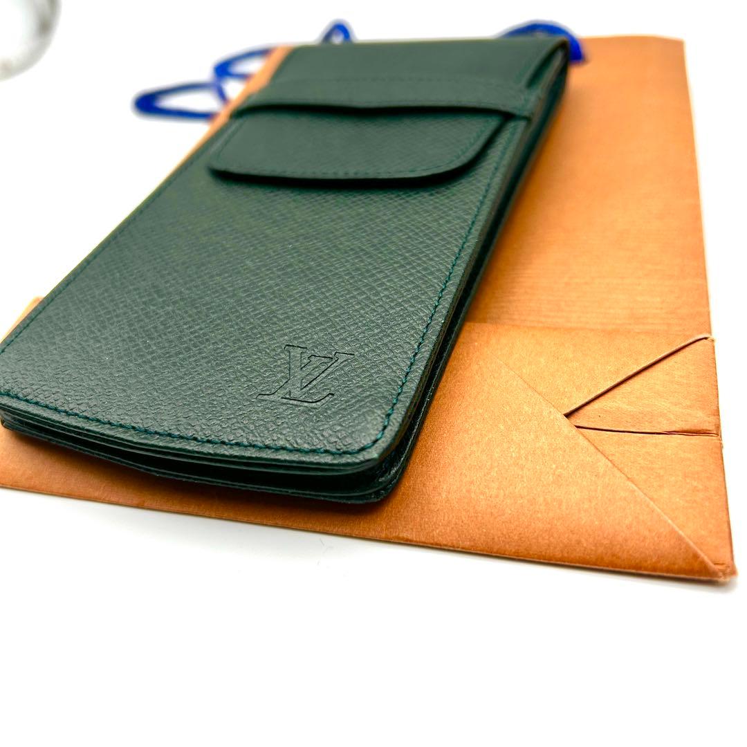 未使用級 ルイヴィトン ペンケース カードケース エテュイスティロ 緑 エピ
