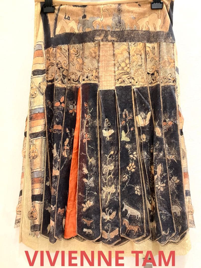 ヴィヴィアンタム スカート