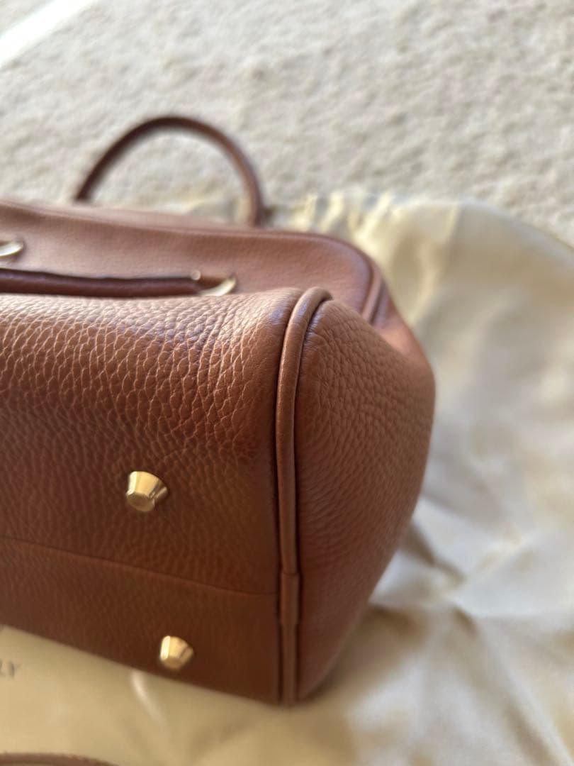 タグ無し新品未使用CHRISTIAN VILLA ブラウンレザーショルダーバッグ