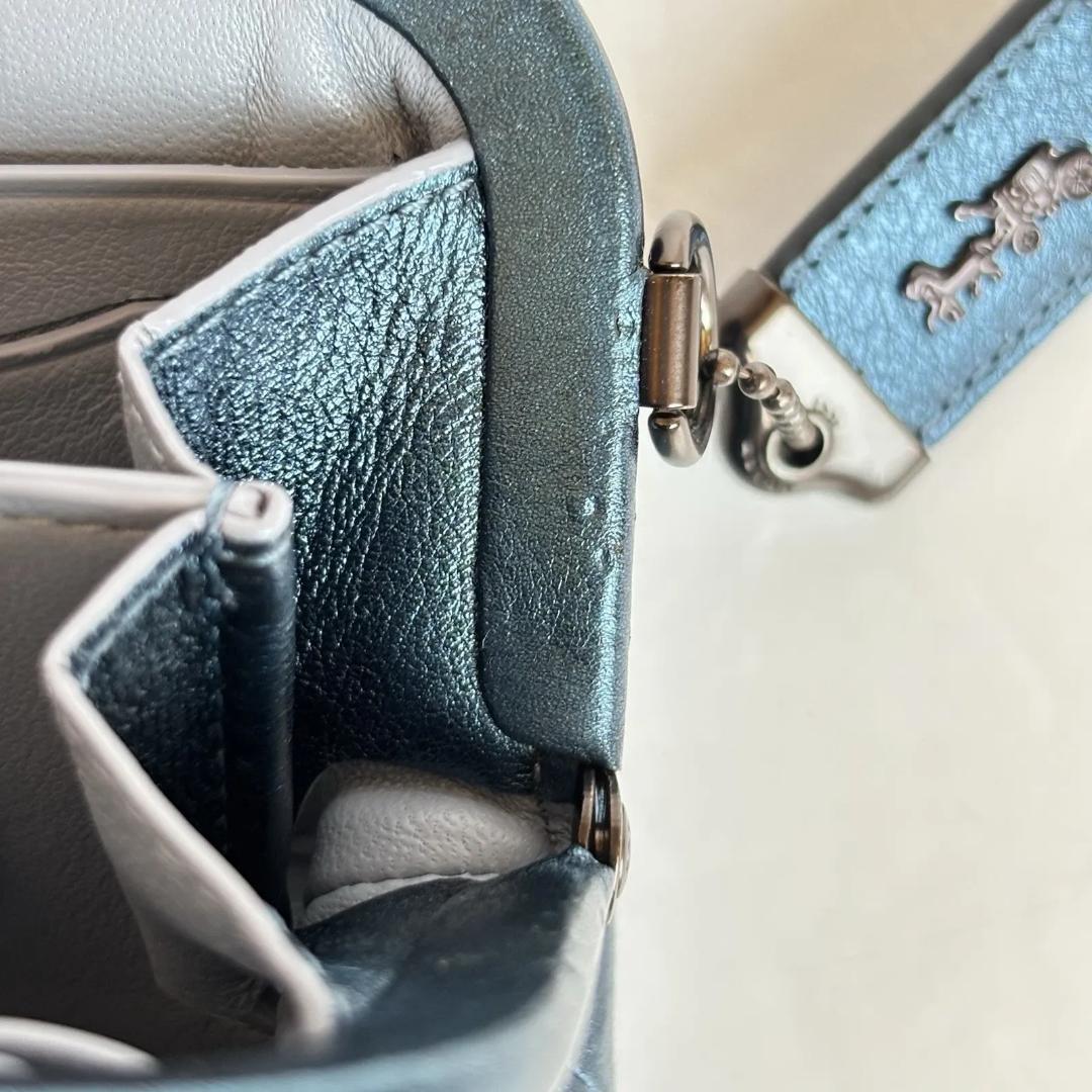 コーチ　水原希子　がま口　小銭入れ　財布　メタリックブルー　75947