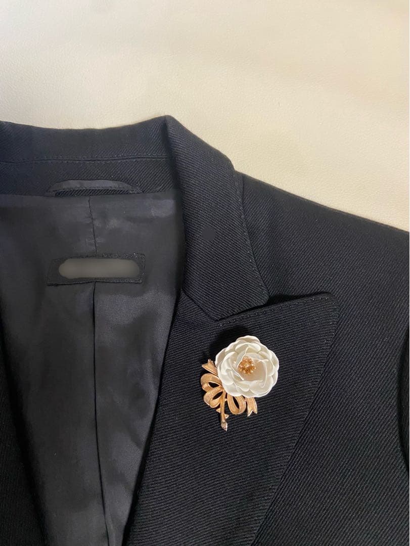 lotuscloud 2508⭐️TRIFARI トリファリヴィンテージブローチ