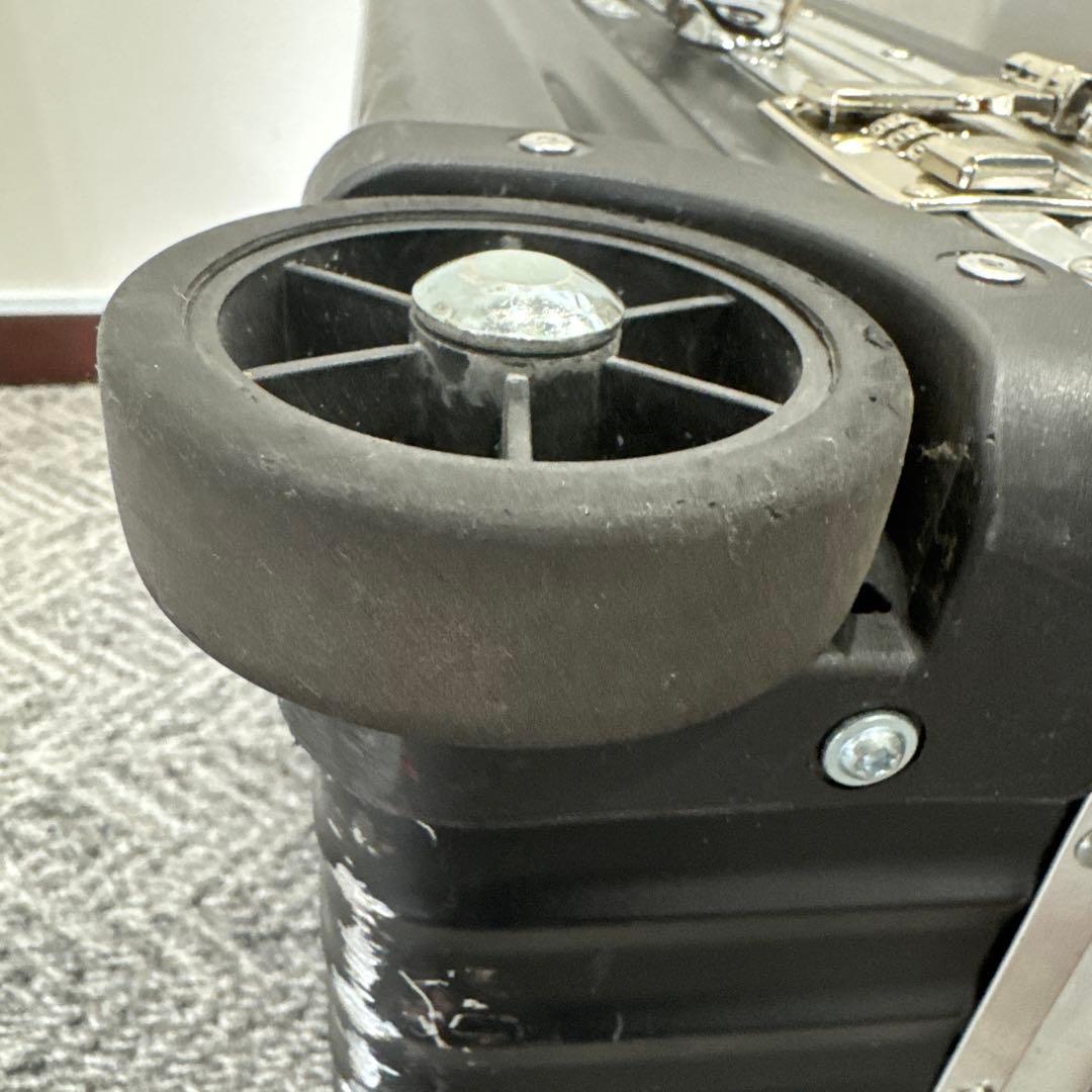 RIMOWA × Michael Wong (MW) 香港限定モデル 35I