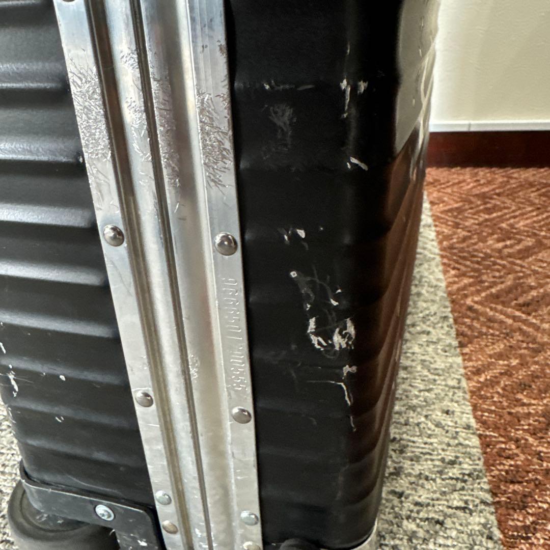 RIMOWA × Michael Wong (MW) 香港限定モデル 35I