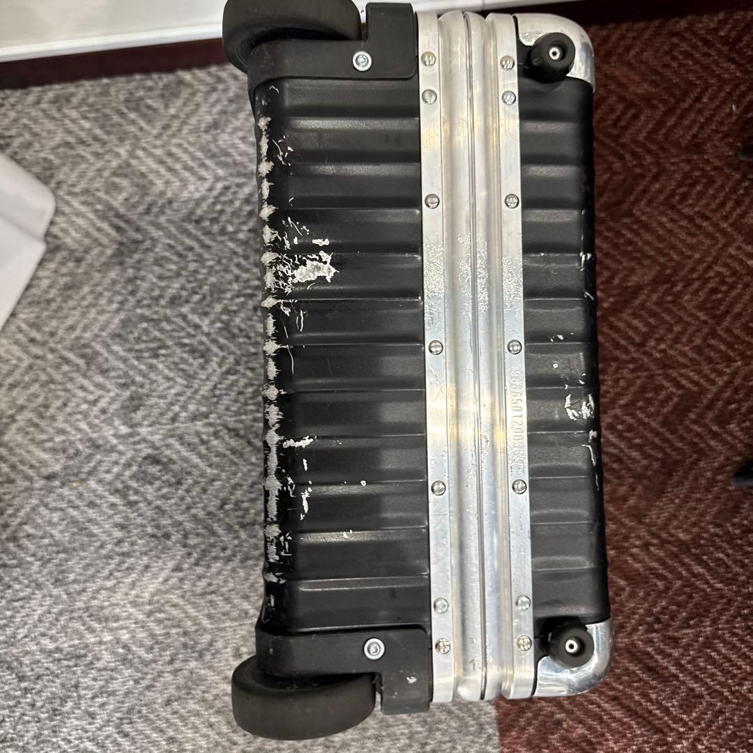 RIMOWA × Michael Wong (MW) 香港限定モデル 35I