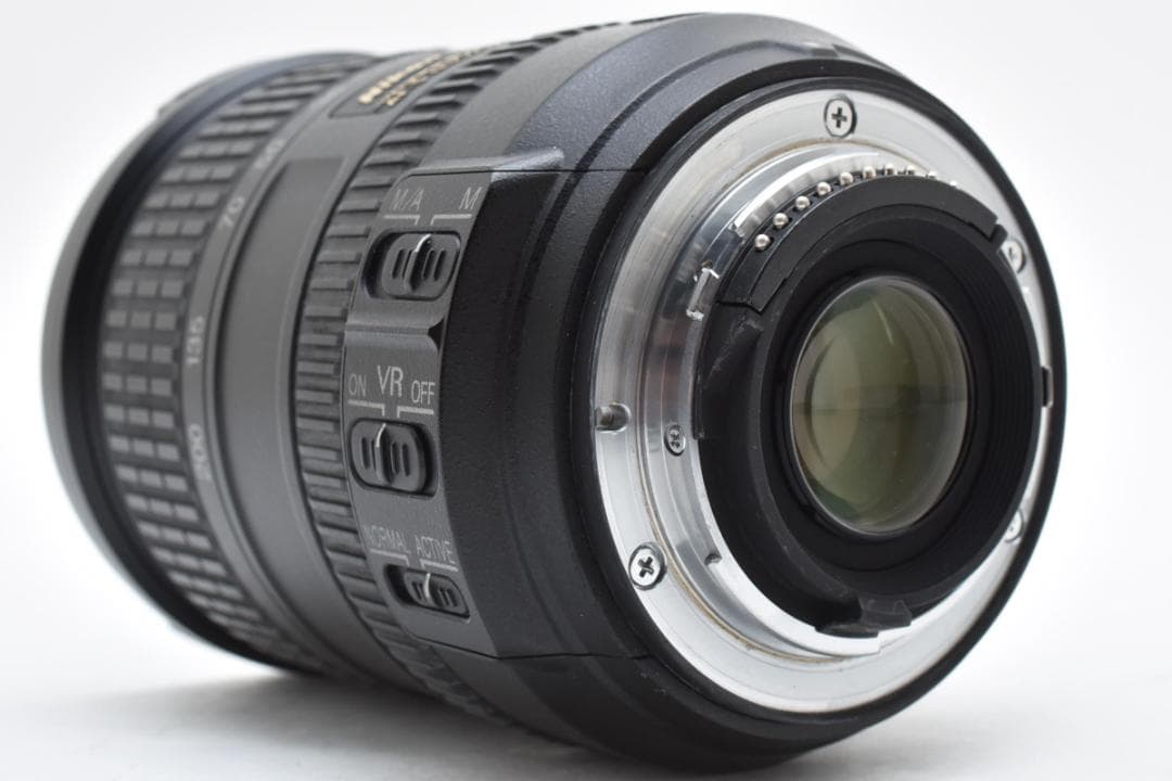 ニコン AF-S NIKKOR 18-200mm F3.5-5.6G ED VR