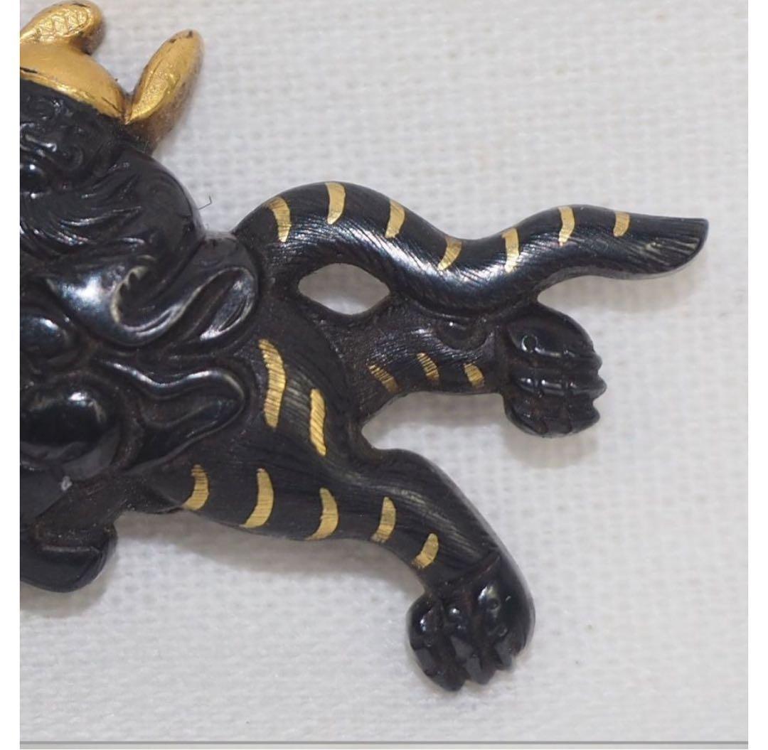 もひさ送料無料コレクター放出品江戸時代金銀象嵌獅子武士図目貫2点刀装具木箱