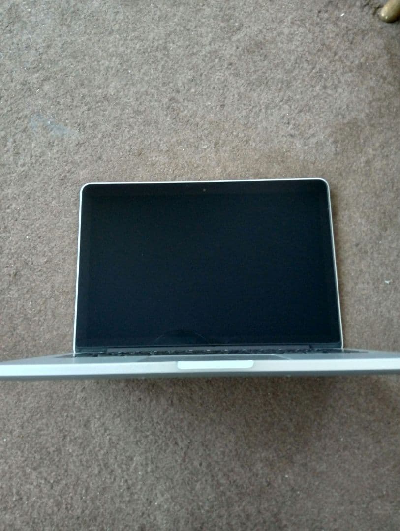 MacBook Pro ［MGX82J/A］ Mid 2014モデル　周辺機器付