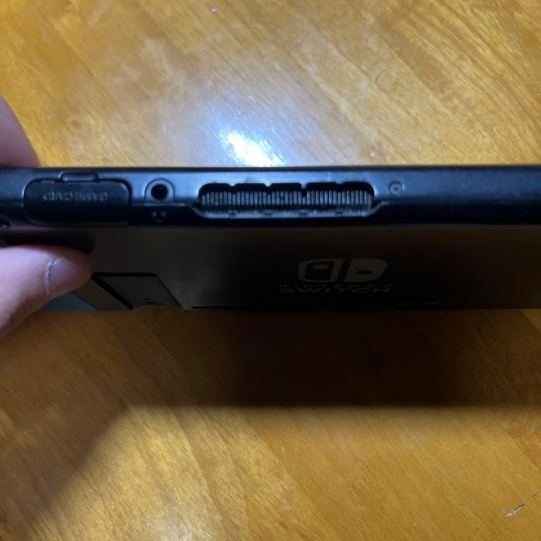 Nintendo Switch 本体 青/黒 使用できるが、ジャンク品扱い