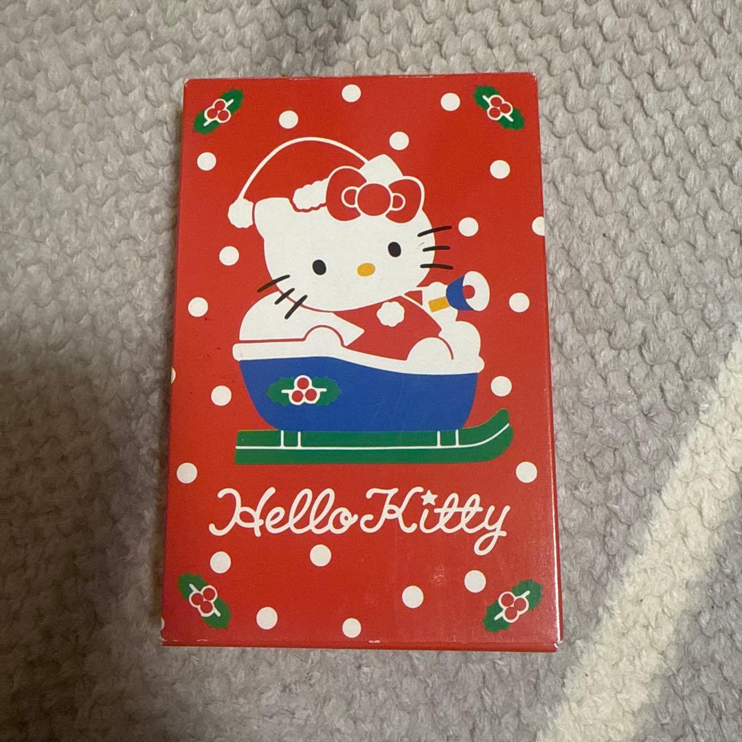 ハローキティ　ビックトランプ