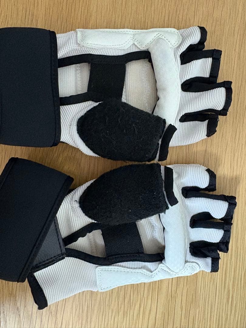 BurnessStyle LAVA グローブとシューズ　Sサイズ