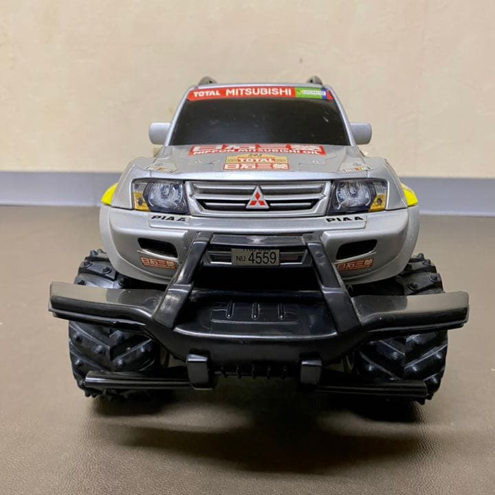 【新品】パジェロ ラジコン　※綺麗です