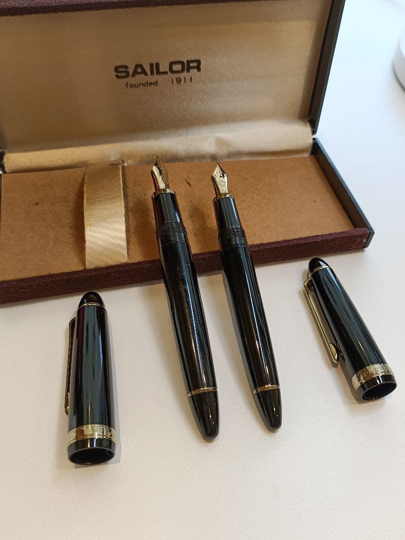 セーラー万年筆　SAILOR FOUNDED 1911 　ペン先14K　2本
