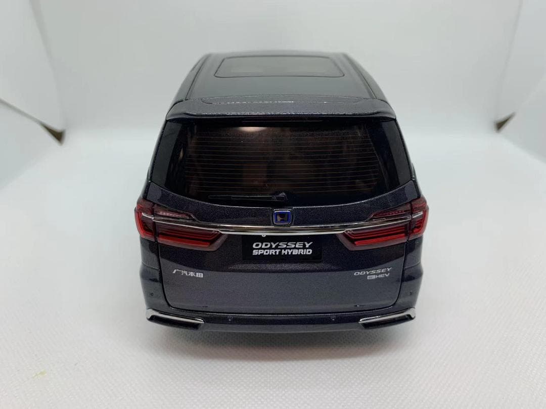 302-002 1/18 ホンダ オデッセイ 2022 グレー