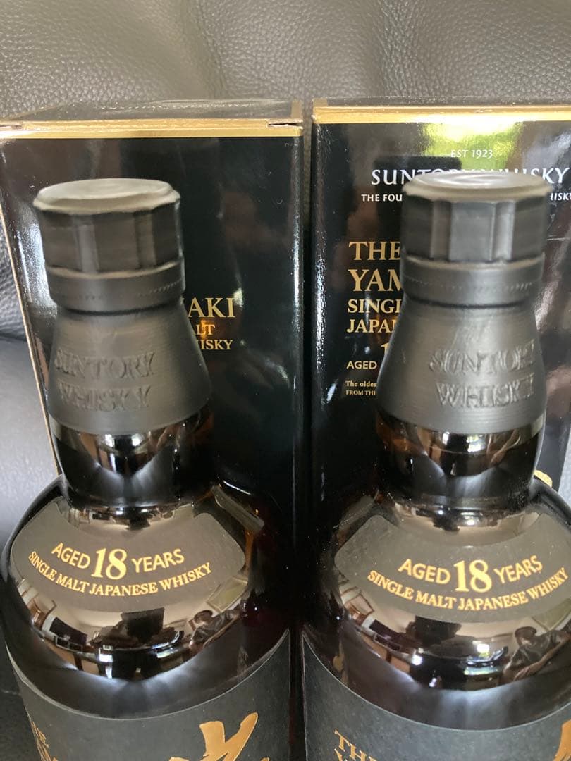 サントリーシングルモルト　ウイスキー山崎18年　700ml 2本