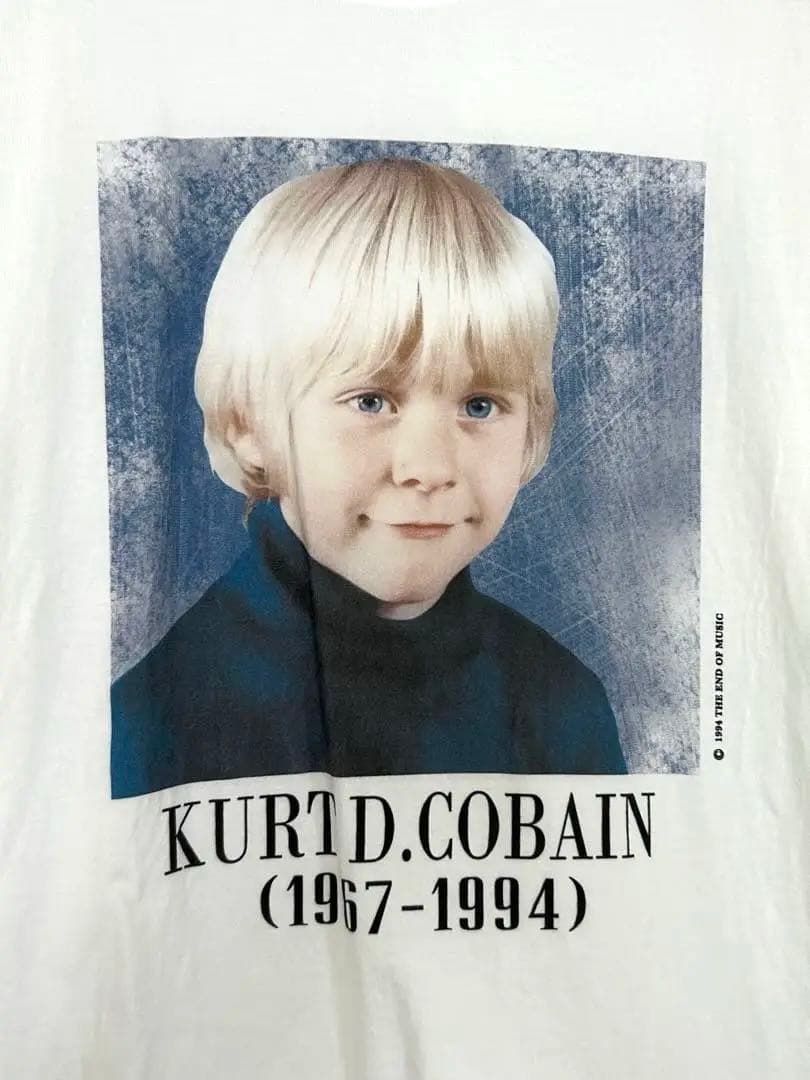 Cobain tシャツカートコバーン幼少期　ニルバーナ　NIRVANA
