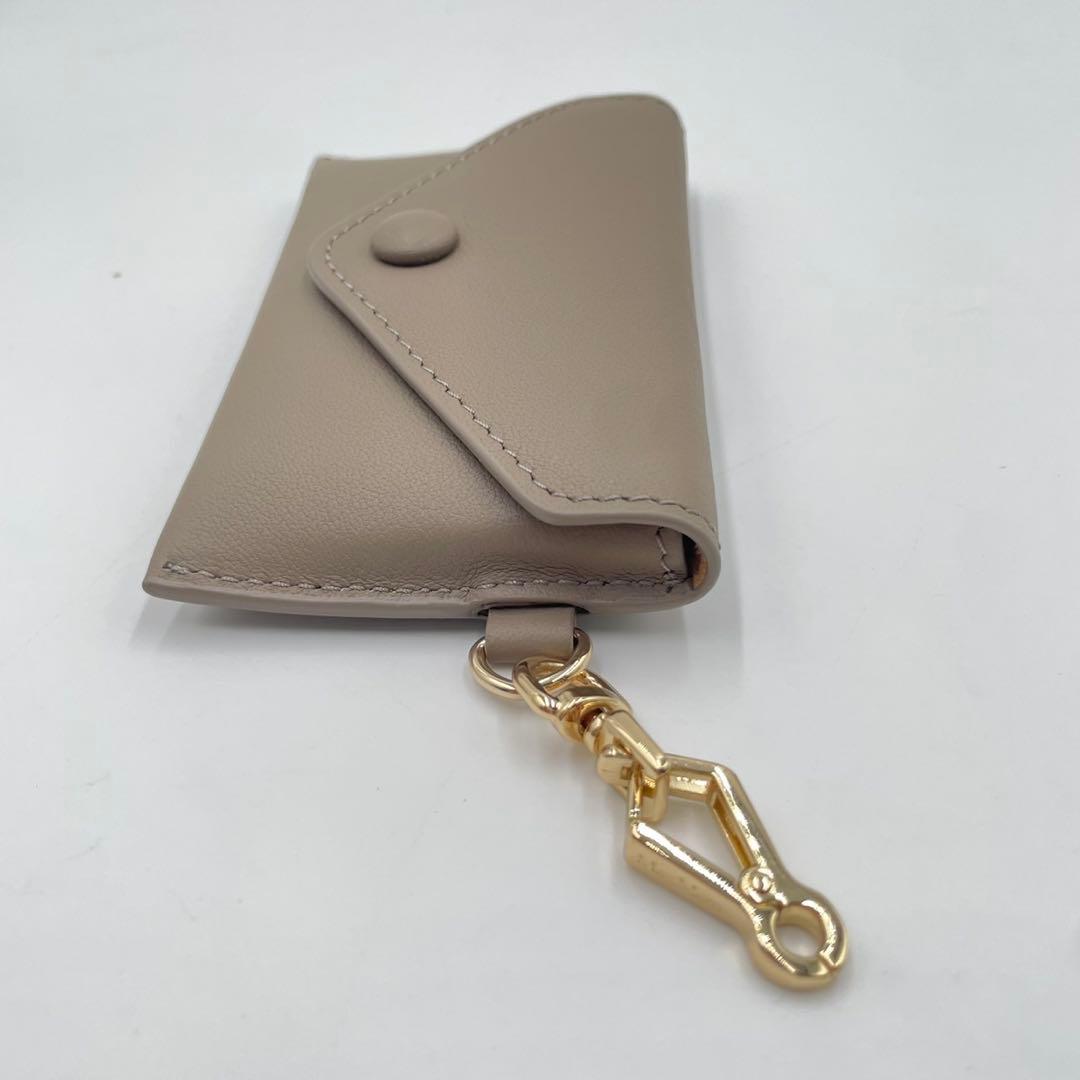 【未使用級】 マックスマーラ カーフレザー ストラップ マルチケース グレージュ