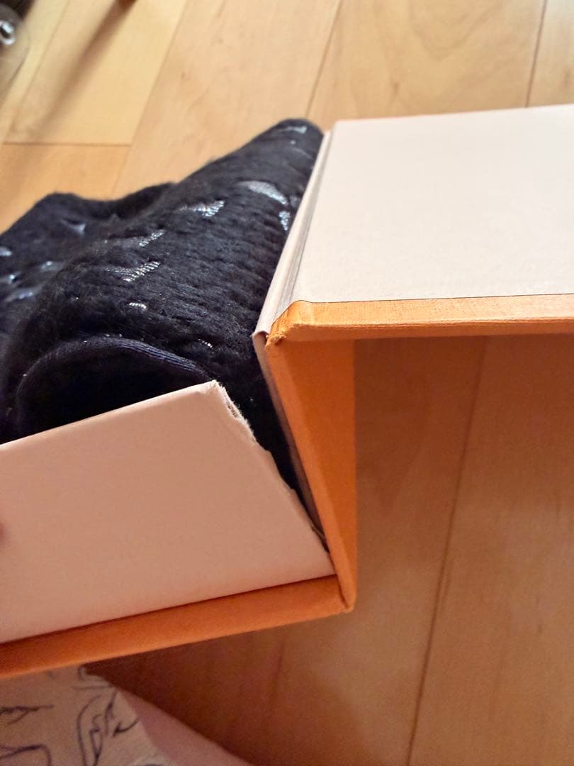 【Louis Vuitton】Ｍ75833 ロゴマニア　ルイヴィトン　マフラー