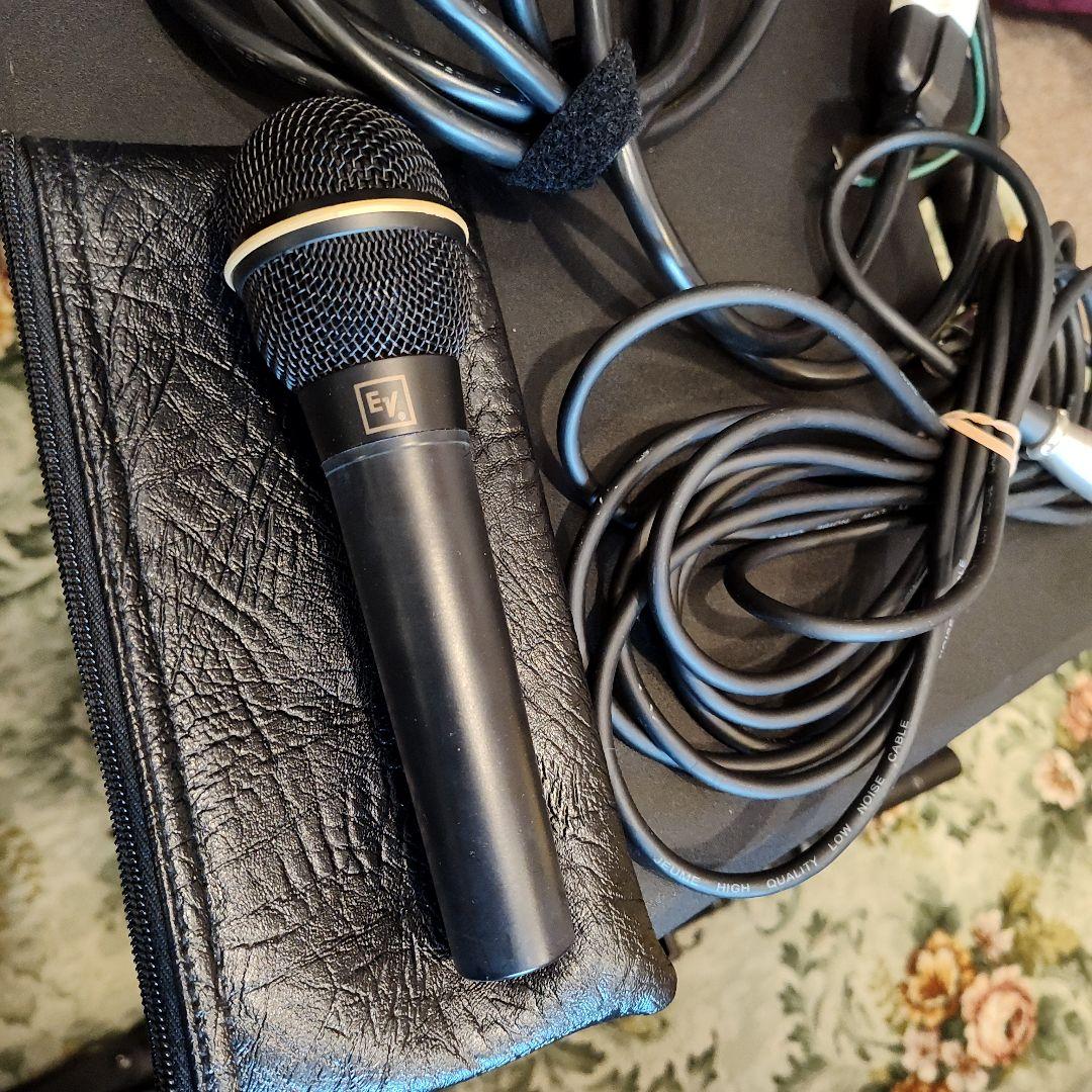 ElectroボイスZLX12Pパワードスピーカー中古品マイクと3脚付き