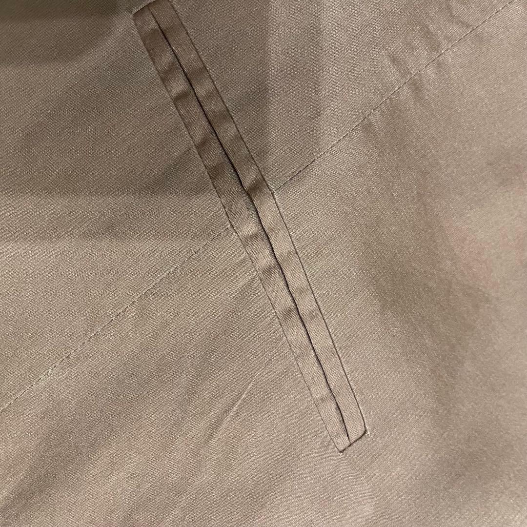 GIORGIO ARMANIジョルジュアルマーニ　ベージュ、ベスト