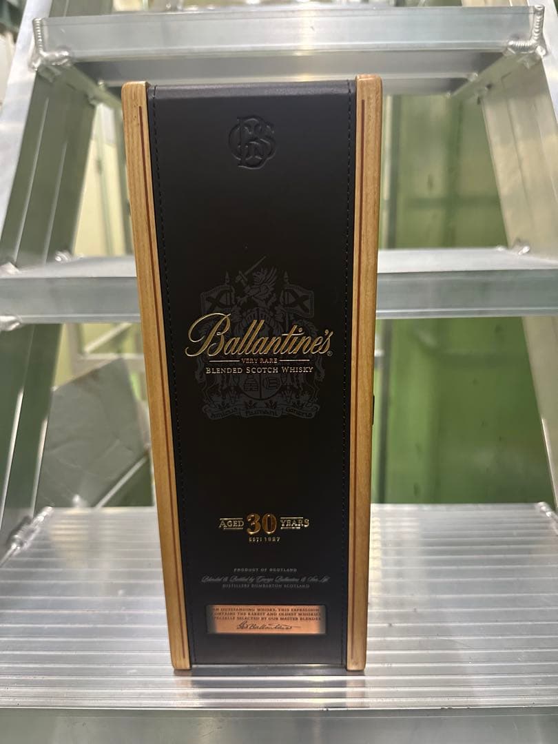 Ballantine's 30年 ブレンデッドウイスキー 木箱入り