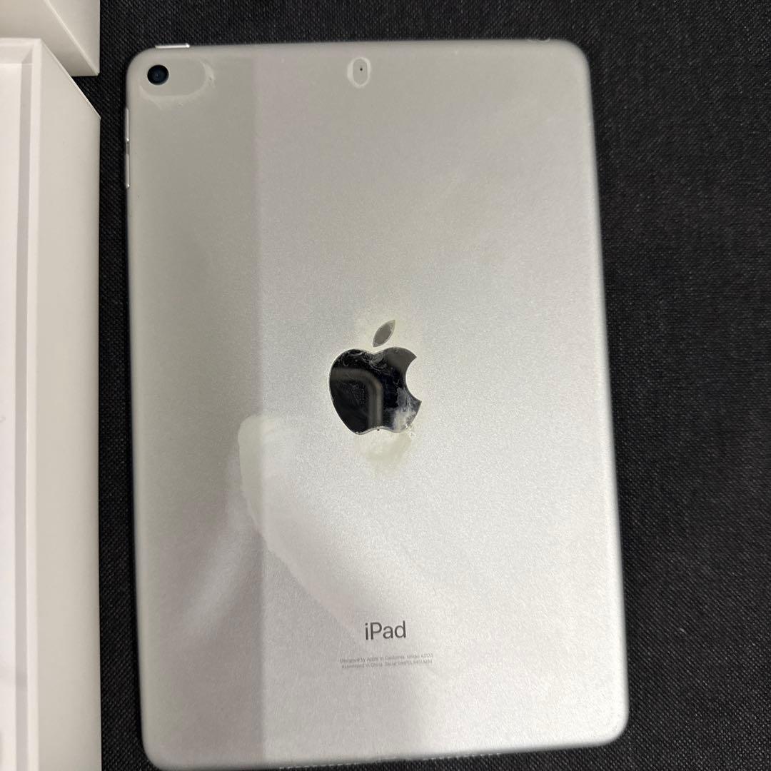 iPad mini 5 ホワイト　本体 wifiモデル