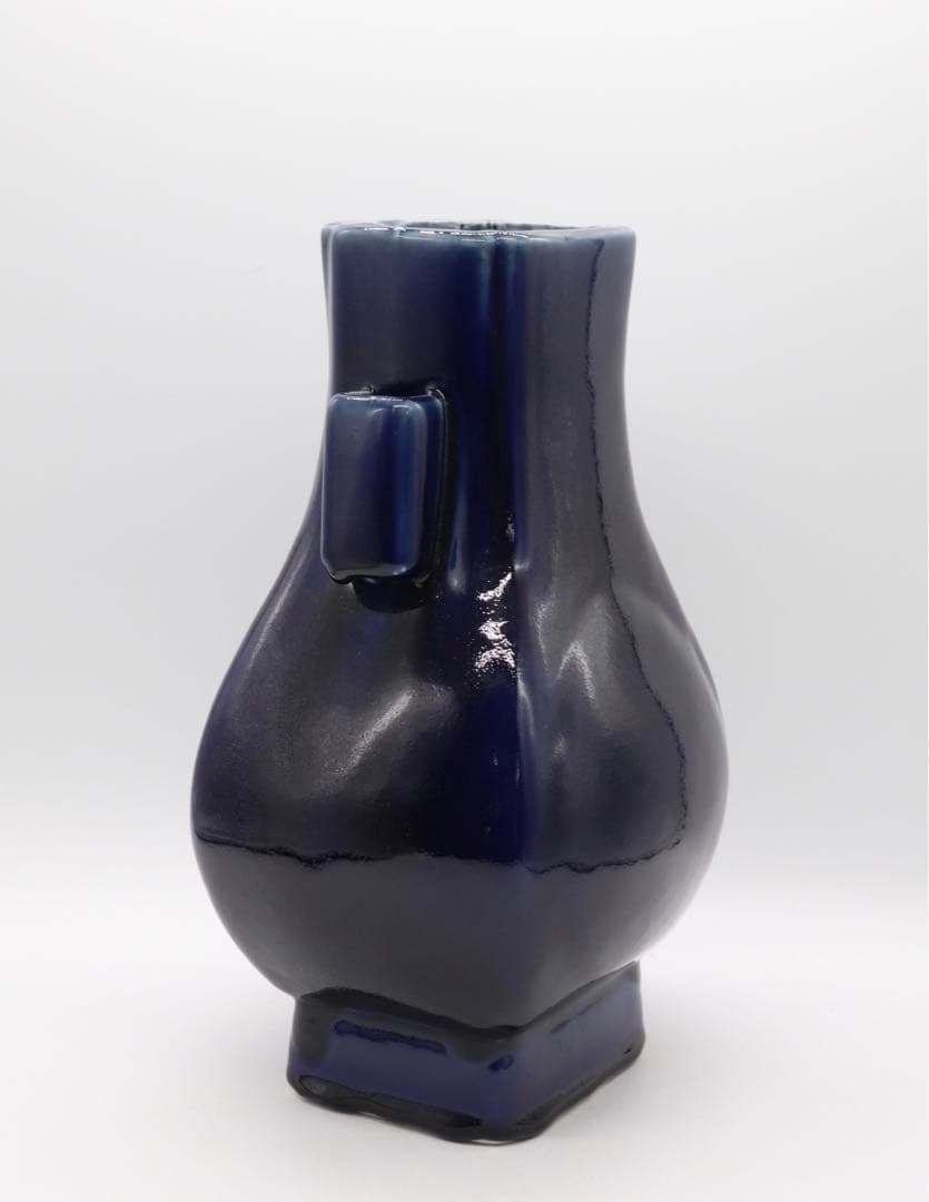 中国　大清乾隆年製　藍釉双耳瓶　共箱　送料込み0222