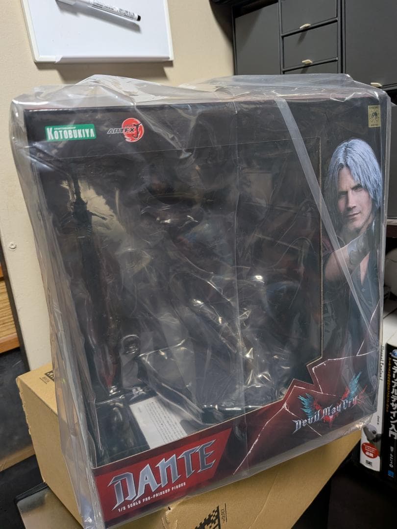 デビル メイ クライ 5 ダンテ ARTFX J 1/8スケール