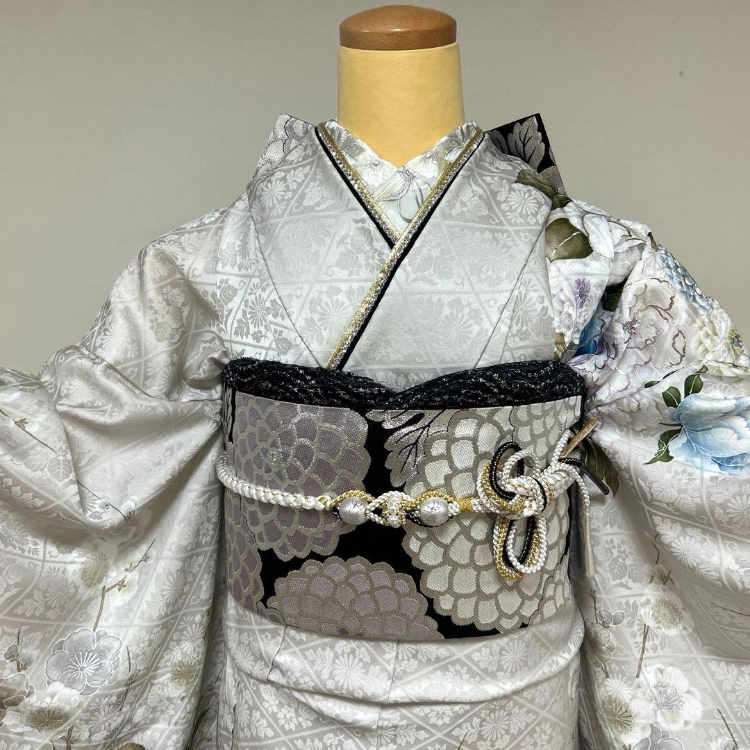 シックなくすみ系グレーの椿と牡丹の振袖フルセット