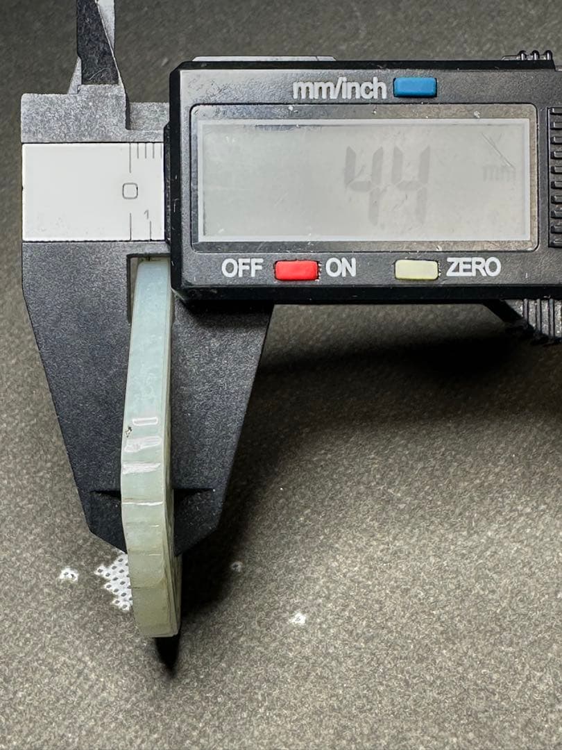 中国美術　ループタイ　和田玉　古砡　白砡　根付　天然素材　アンティーク　置物骨董