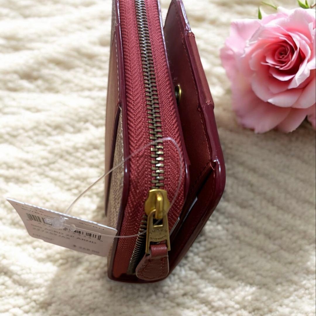 【新品】COACH ✨二つ折り財布✨ビルフォード新ピン