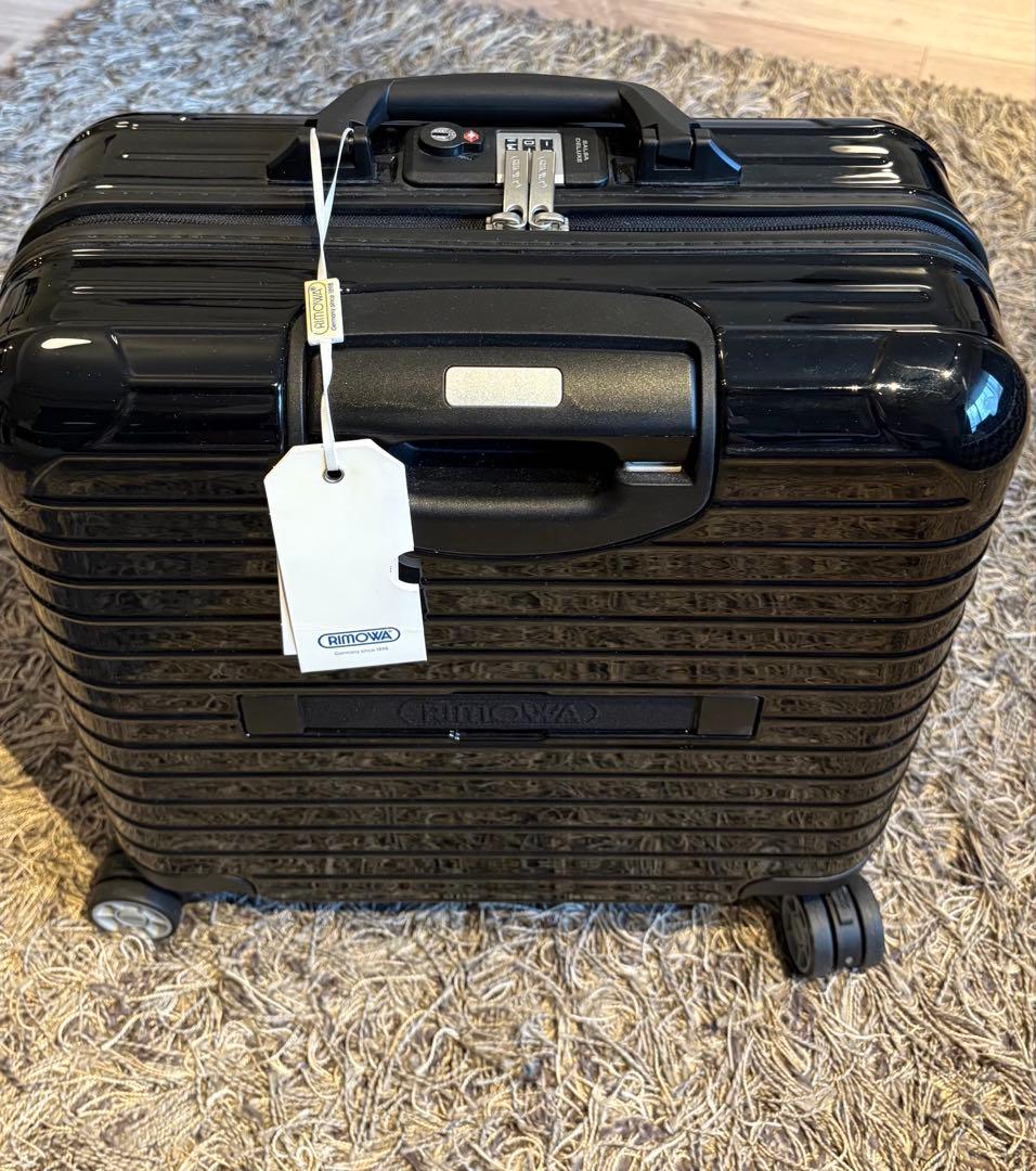 RIMOWA リモア サルサ デラックス ブラック 1〜3泊向けスーツケース