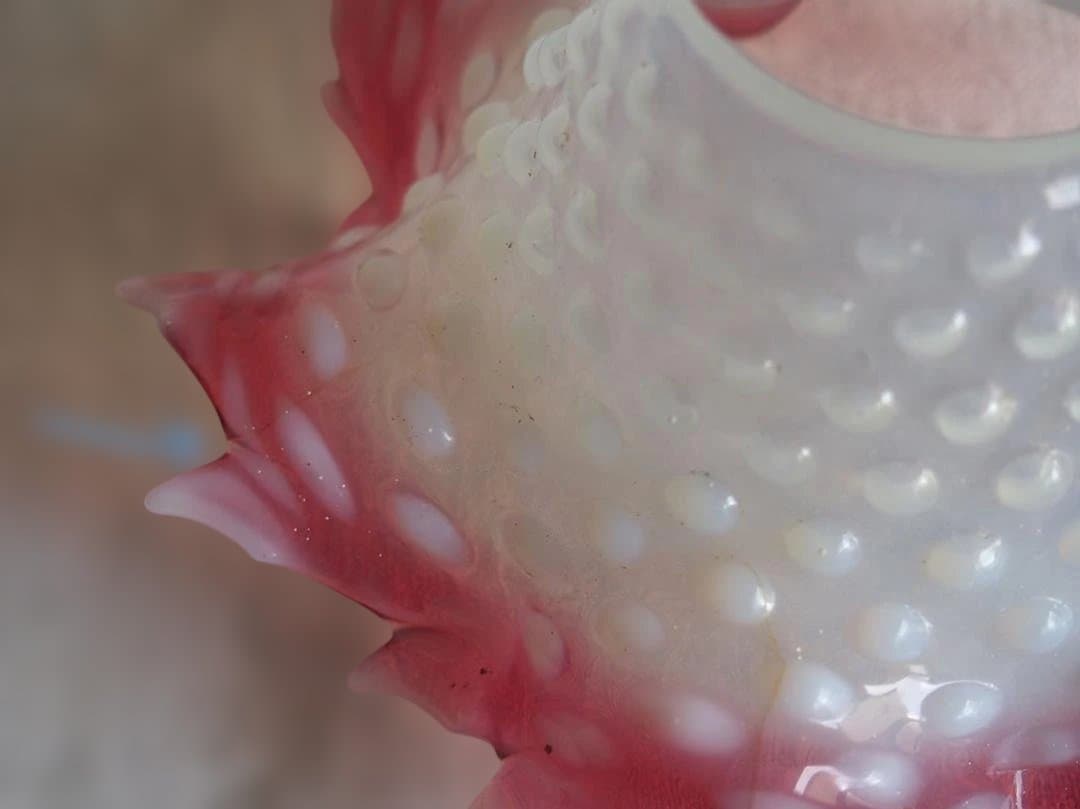 オパールガラス ホブネイル ピンク フリル ランプシェード 吹きガラス/K334