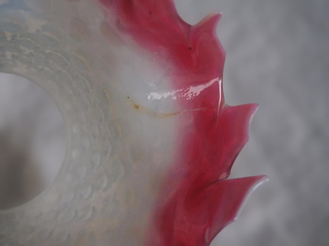 オパールガラス ホブネイル ピンク フリル ランプシェード 吹きガラス/K334