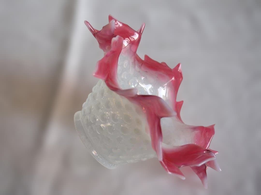 オパールガラス ホブネイル ピンク フリル ランプシェード 吹きガラス/K334