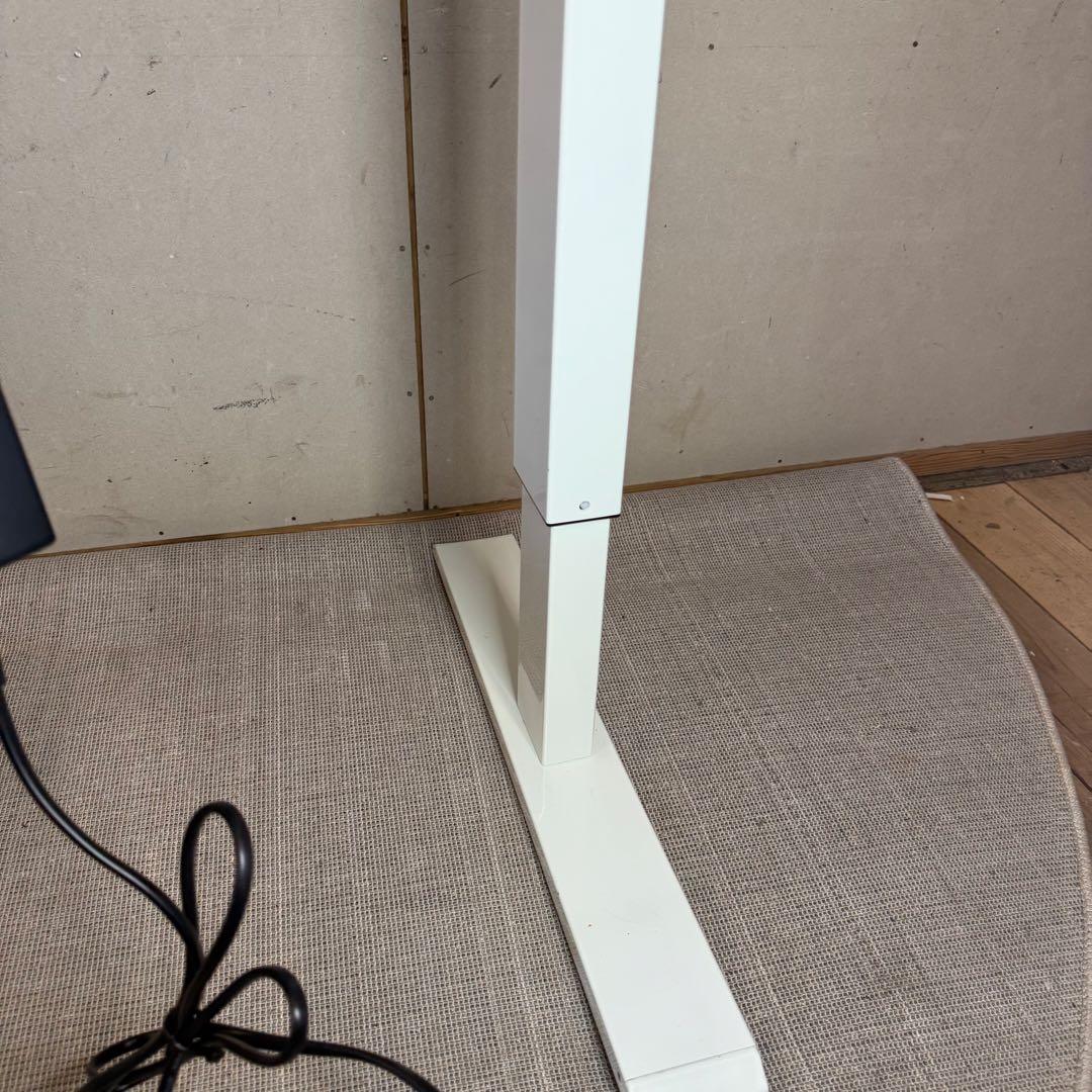 【681】電動昇降機能付　木目調パソコンデスク