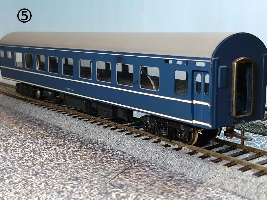 ＨＯゲージ　ブルートレイン客車　７両セット