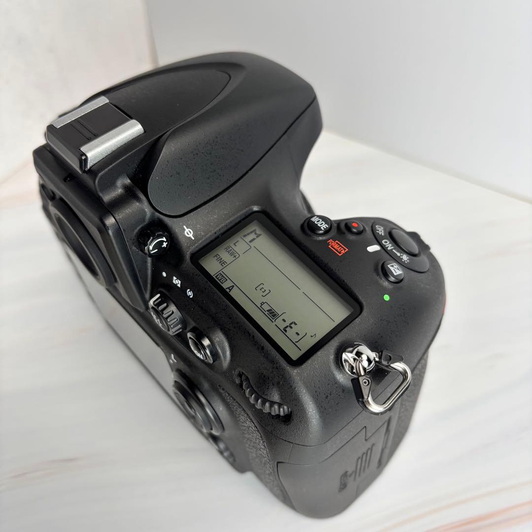 【新品同様】Nikon D800 《ショット数2233回・バッテリー劣化度0》