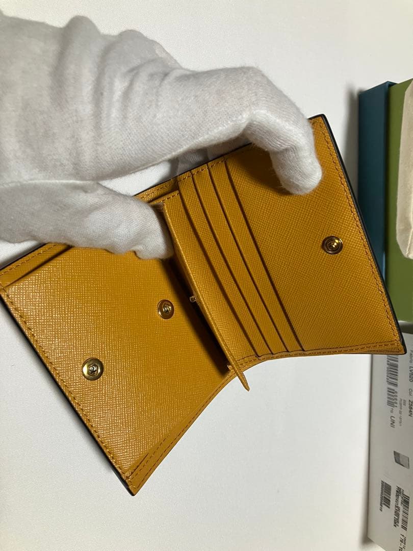 MARNI 二つ折り財布 パンプキン