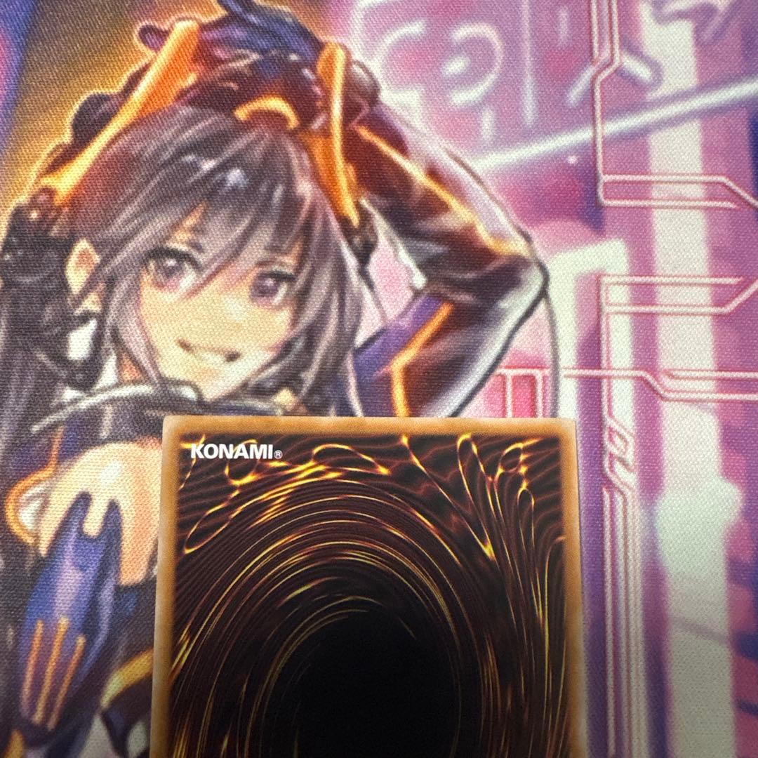 遊戯王 白き乙女 25th シークレット　日版