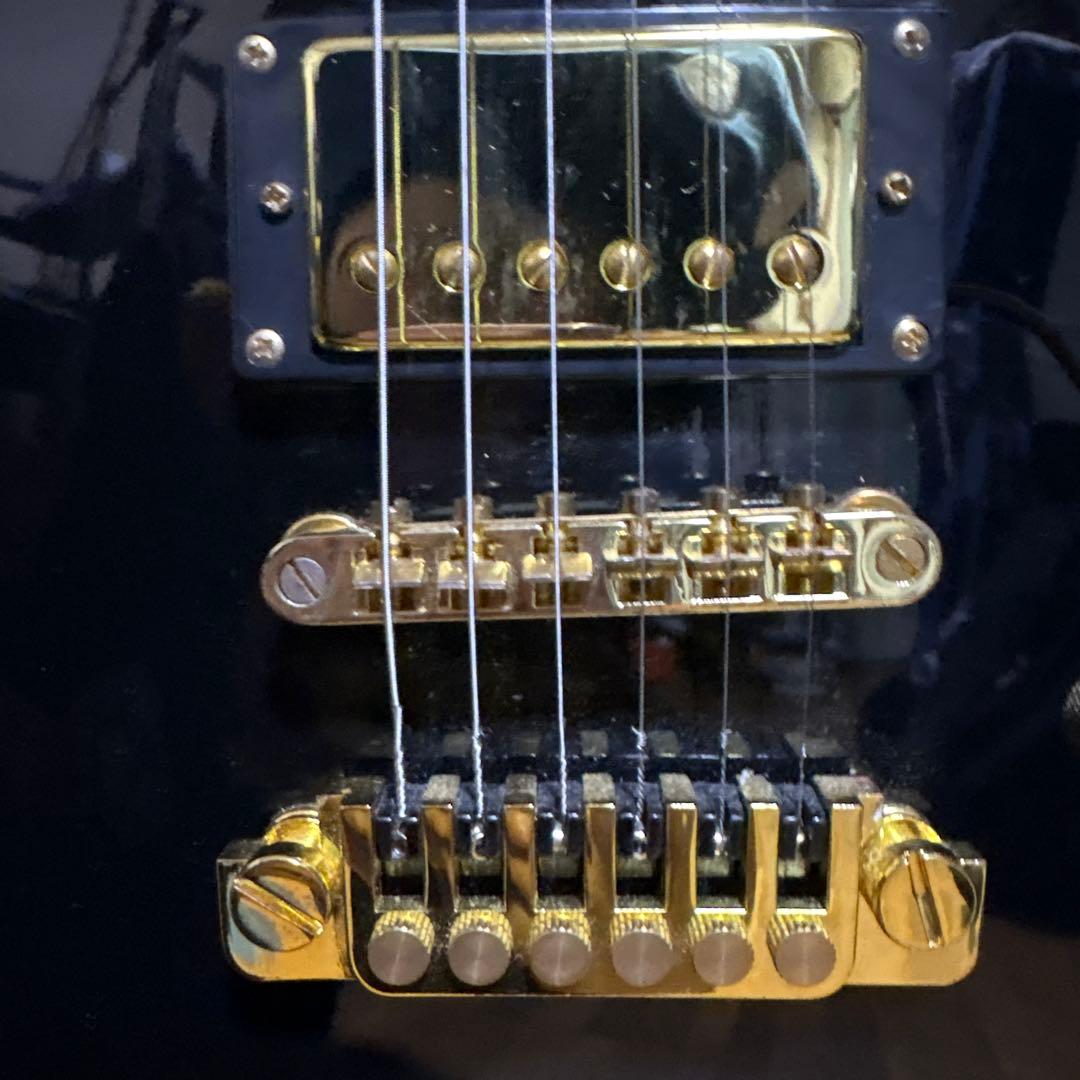 Fernandes MV-480HTレプリカ　コンプレックス　布袋モデル