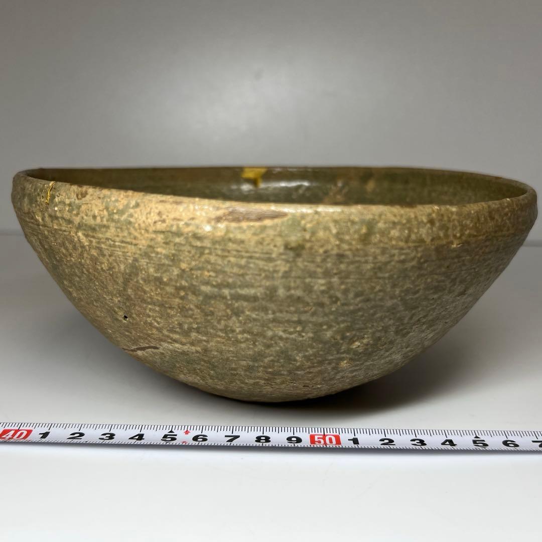 16世紀　高麗青磁　鉢　タカチ　直径約19cm 東N7-1029①