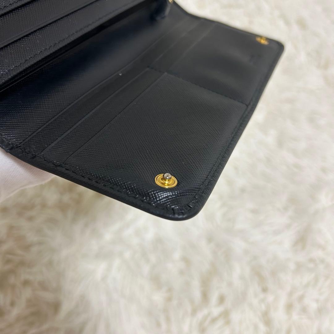 PRADA/プラダ　2つ折り長財布　サフィアーノ　レザー ブラック