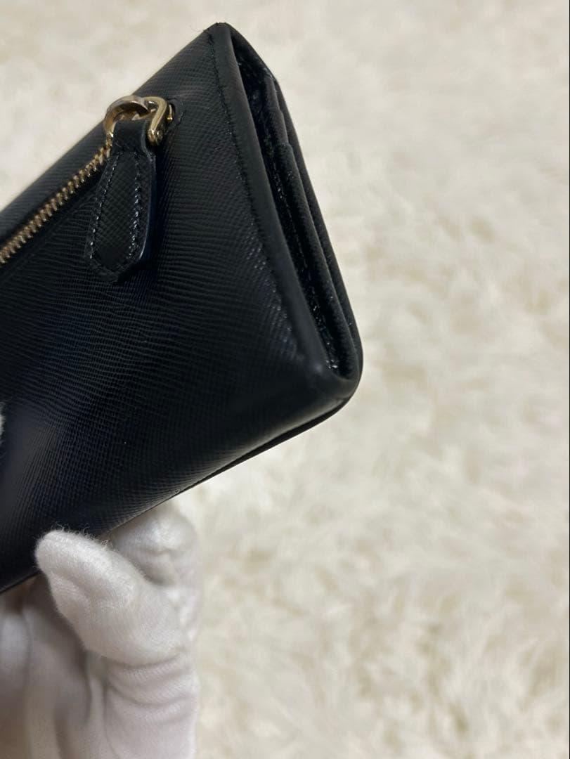 PRADA/プラダ　2つ折り長財布　サフィアーノ　レザー ブラック