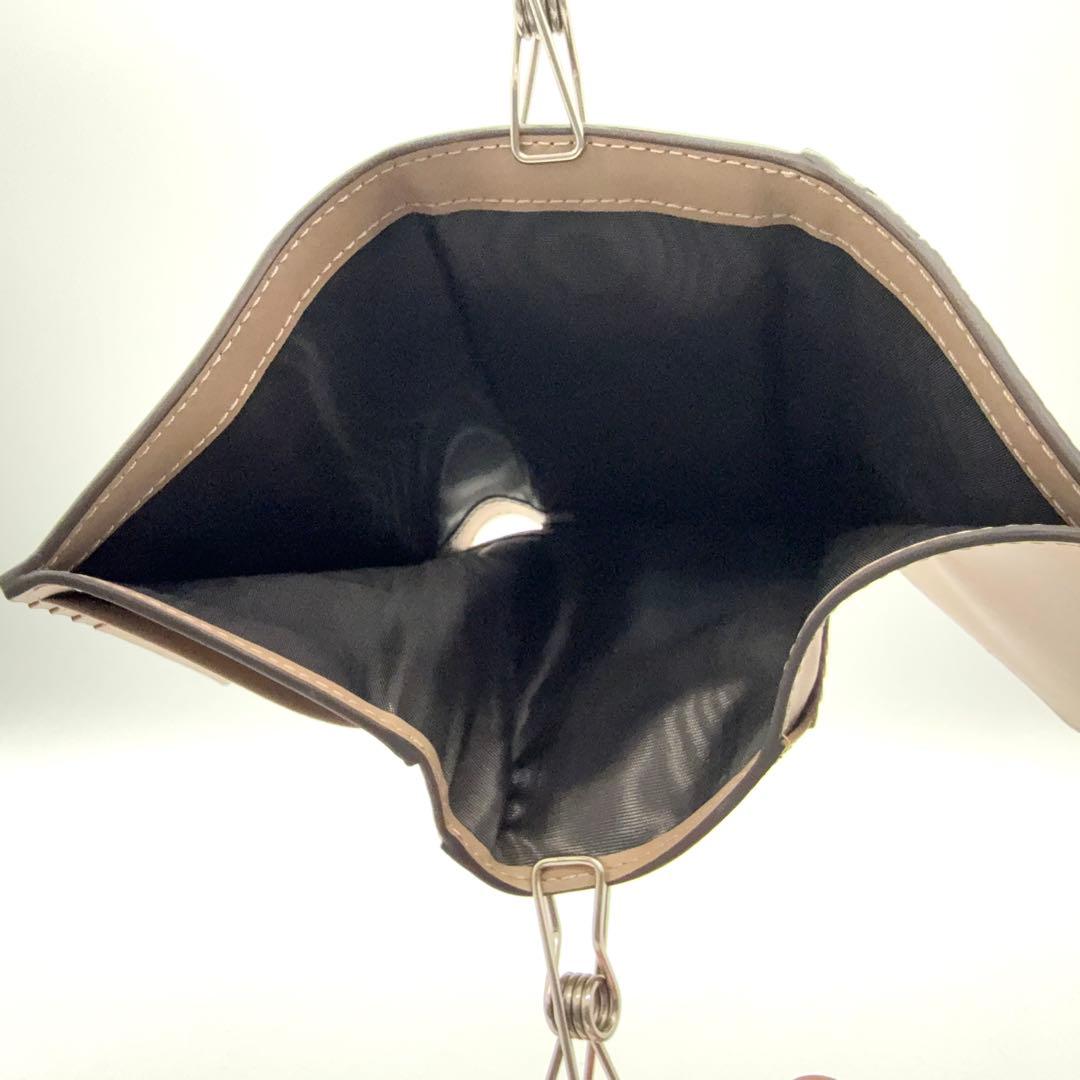 超美品★FURLA 二つ折り財布 ブラック×ブラウン レザー